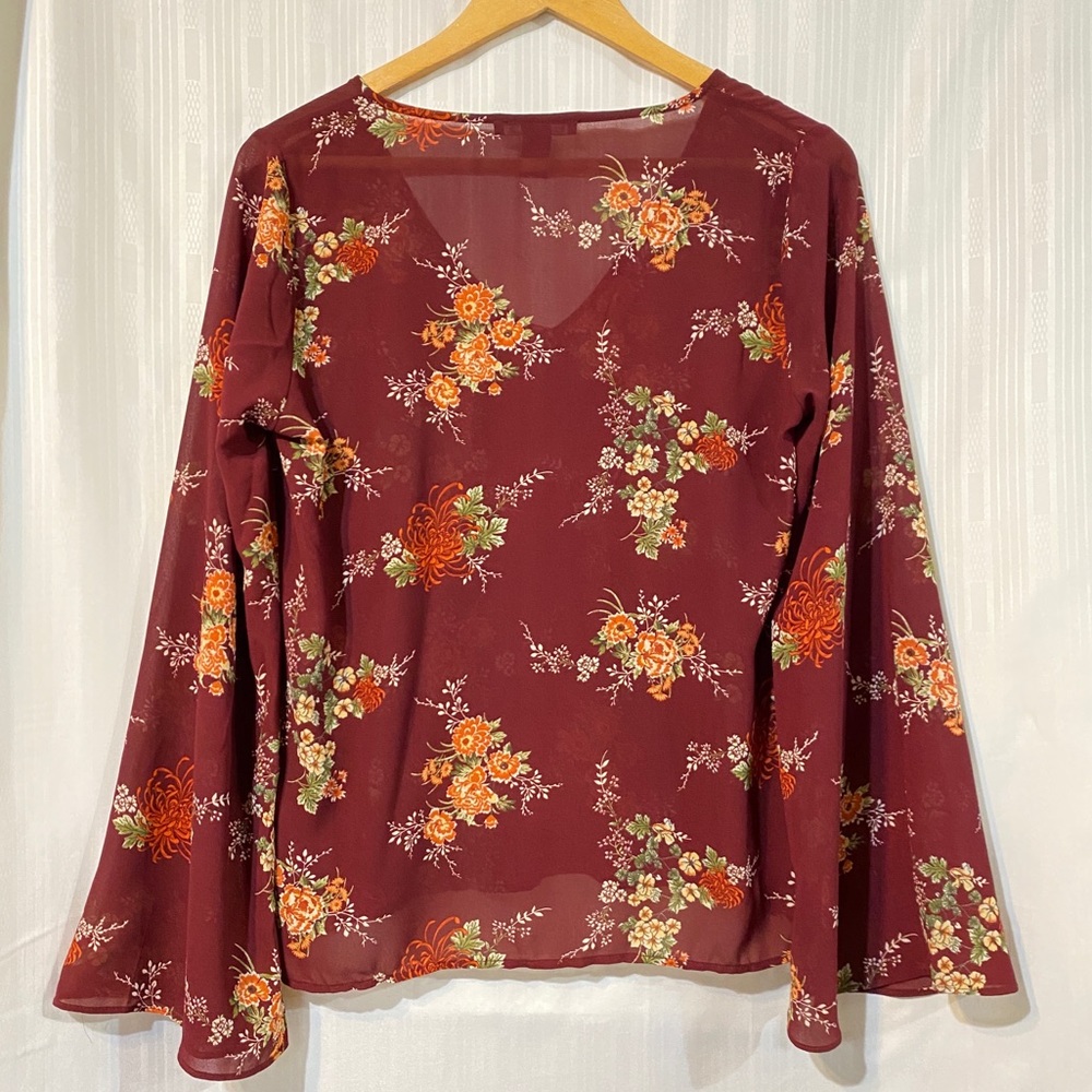 Silky Flare Sleeve